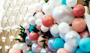 Dekoracje DIY: Jak zrobić girlandy z balonów lub papieru